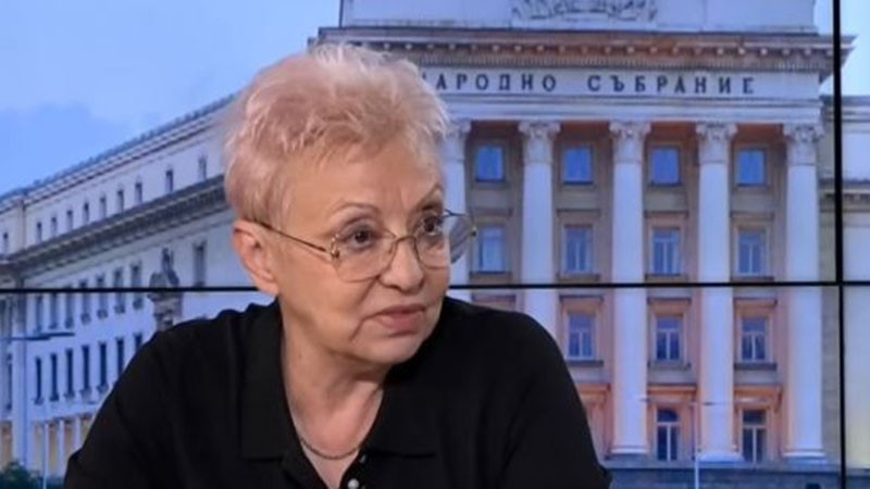 Диана Дамянова: За подвига на един национален вътрешен министър