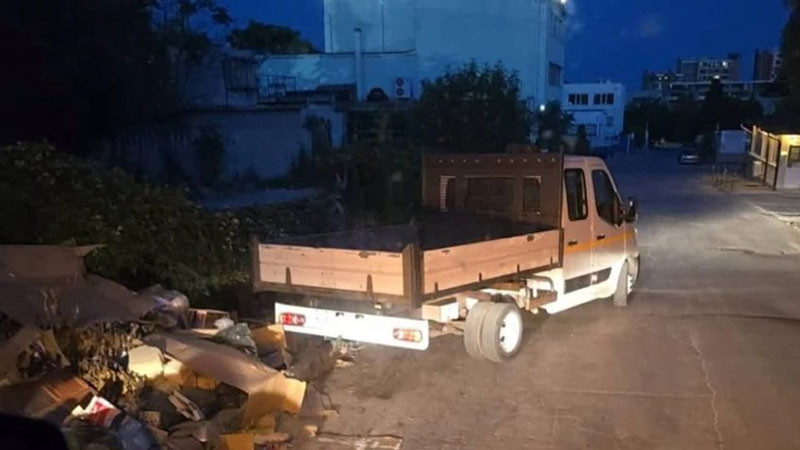 Коцев: Бабаити без номера изсипват по нощите едрогабаритни отпадъци около контейнерите във Варна
