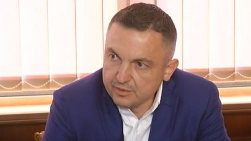 Иван Портних, фейсбук Няколко съществени въпроса:Какво стана с Баба Алино“