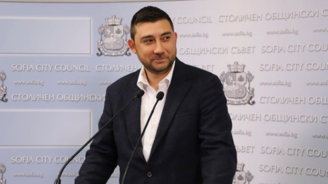 Общинският съветник от ВМРО Карлос Контрера поиска оставките на заместник