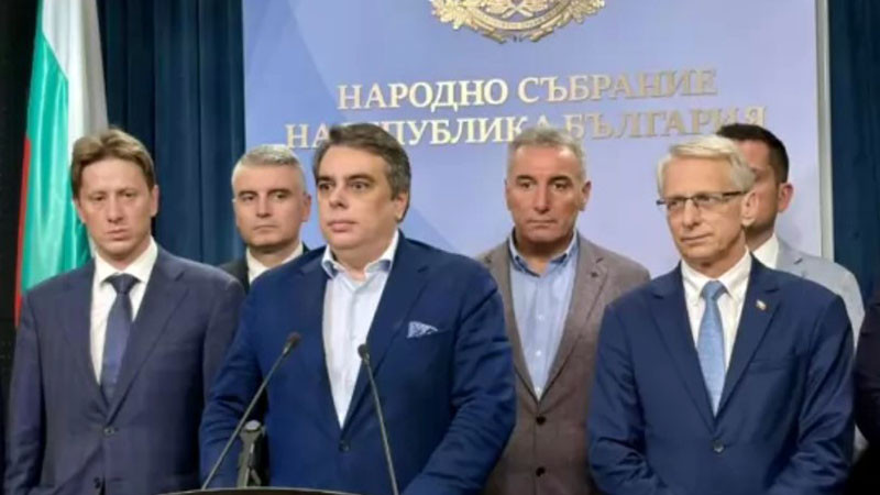 ПП искат Йотова да наложи вето на Бюджет 2026, било "погром над бизнеса, подарък за олигархията"