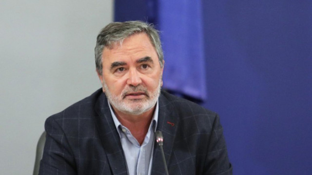 Доц. Кунчев: Ако мерките се спазват, училището ще е сред най-безопасните места