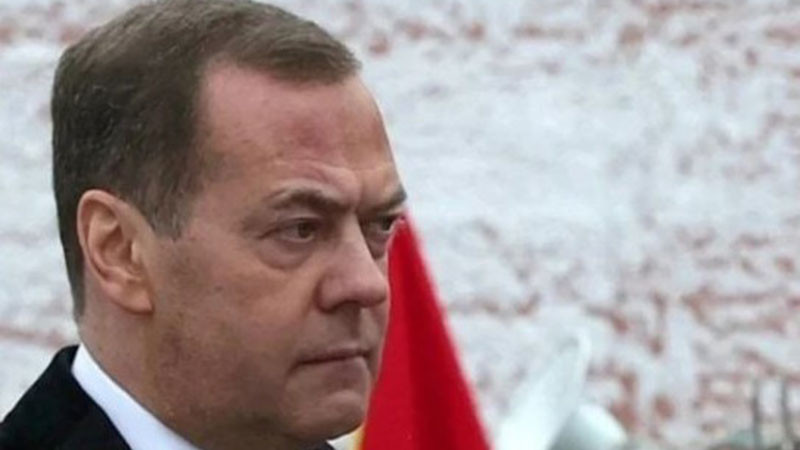 Медведев: Победата в Украйна е единственият път към спасението на Русия