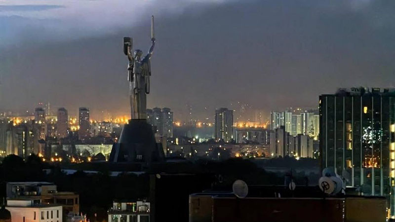 Русия атакува Киев с балистични ракети