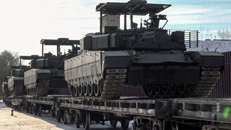 Русия показа най-коравия си танк срещу дронове – новия Т-80БВМ