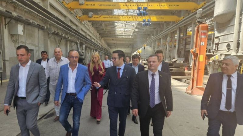 Пулев вдига икономиката с мобилизиране на частен капитал с нов закон