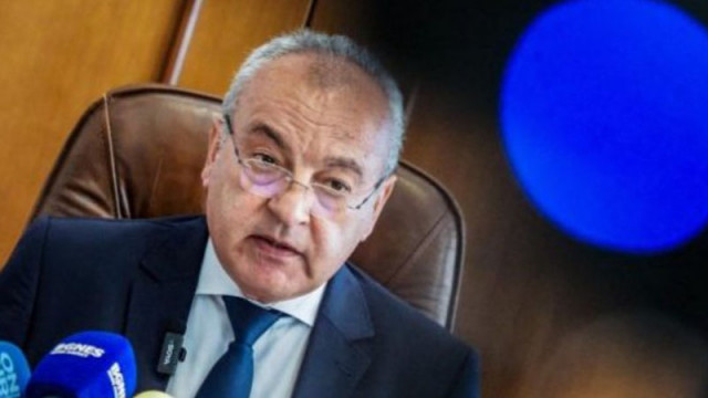 Гълъб Донев смени назначения от него нов шеф на АДФИ