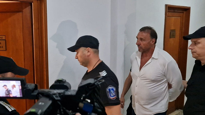 Лидерът на ДПС-Бургас Христо Широков остава в ареста