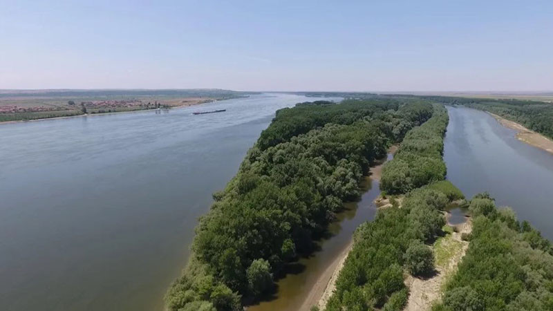 Водното ниво при Оряхово падна до минус 101 см.