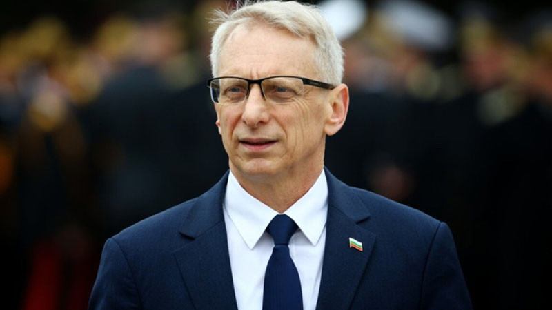 Денков предозира? Радев иска да ни вкара във фашистка държава тип Русия