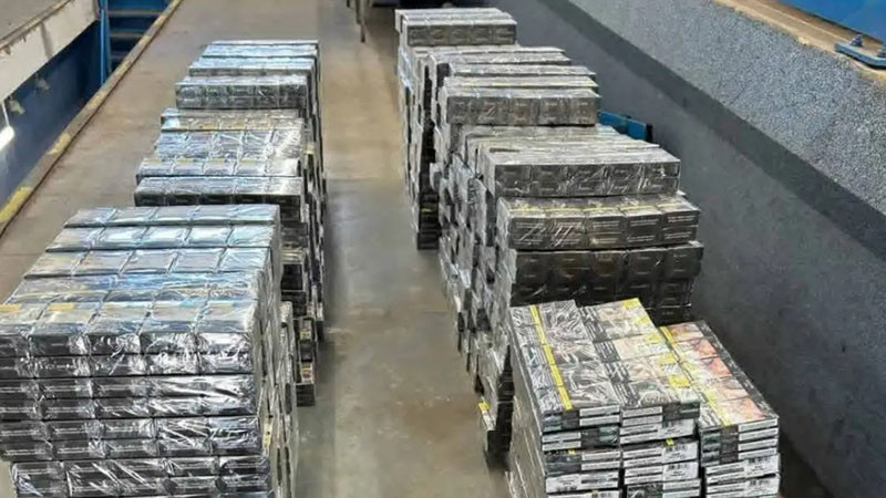 Откриха 4 300 кутии контрабандни цигари в тайник на кола на границата при Малко Търново