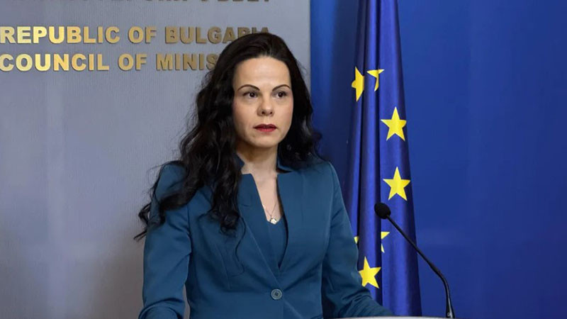 МЗ променя заплатите на болничните директори: размерът им ще зависи от резултатите