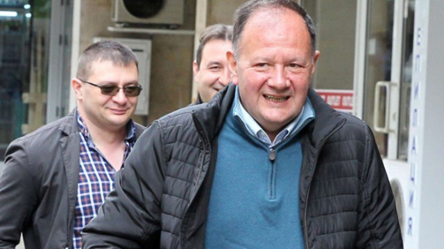 Миков: За Нинова са гласували половината от членовете, този избор засилва вътрешните разделения