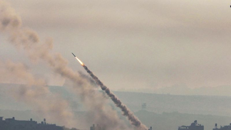 Хутите изстреляха пет балистични ракети по позиции до ключов проток