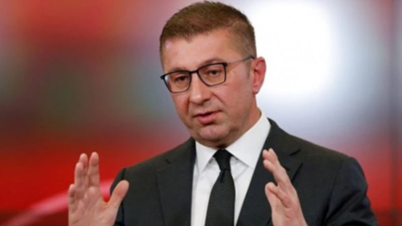 Мицкоски: Конституцията предлага сериозна защита за всички граждани, включително и за българите