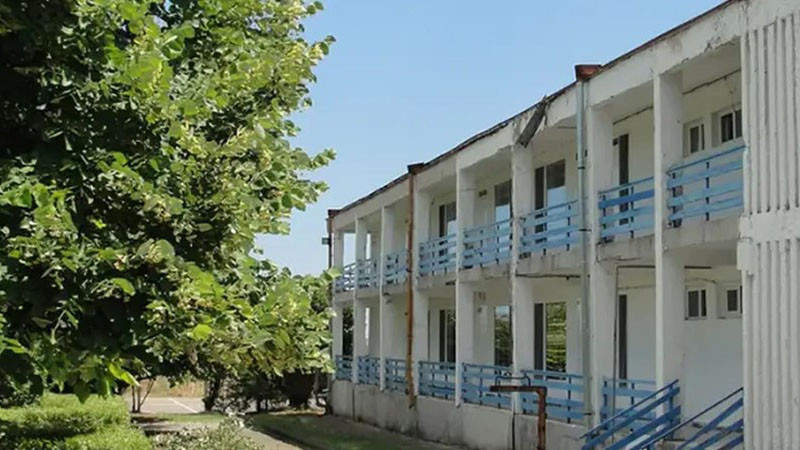 Сметната палата: 108 почивни бази за ученици у нас стоят затворени и се рушат