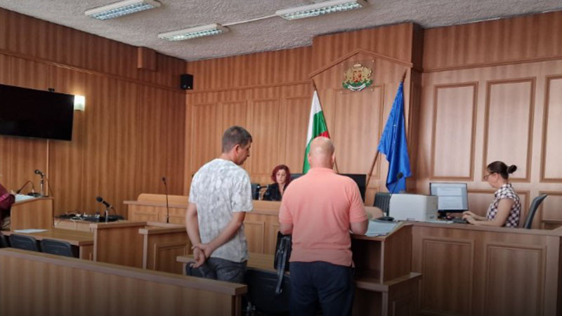 Определиха 3000 евро гаранция за мъжа, обвинен за отравянето на 8 лешояда в Стара планина