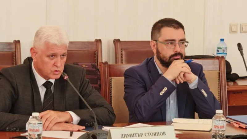 Комисията по отбрана одобри сделките за „Страйкър“ и миноловците от клас „Трипарти“