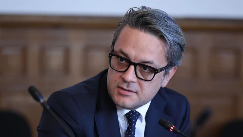 Тома Биков: Огромното неравенство и армията от висшисти без реализация радикализират обществото