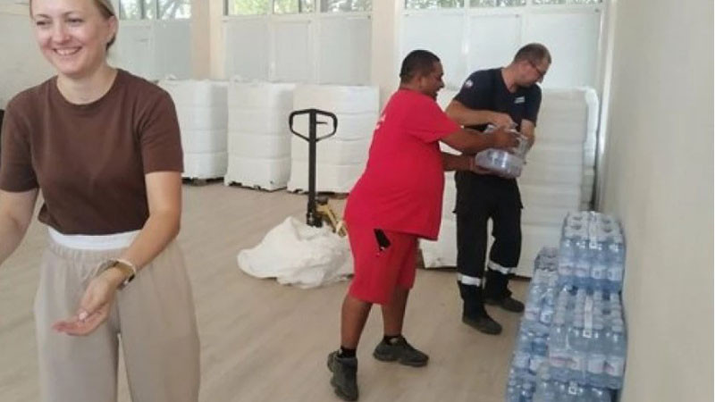 Осигурени са необходимите количества бутилирана вода след наводнението в Струмяни