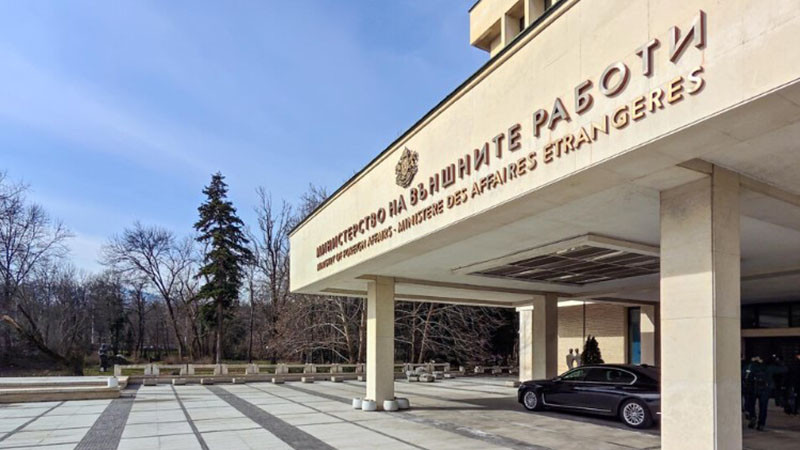 МВнР с предупреждение към българите: Има опасност от нови наводнения между Тибет и Непал