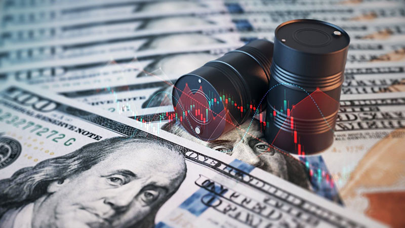 Петролът скача с над 2% след американската атака срещу иранския остров Ларак