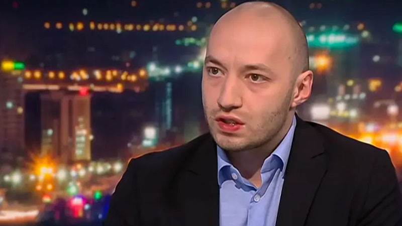 Политолог: Гюров отива на балотаж с Йотова, ако няма кандидат на ГЕРБ
