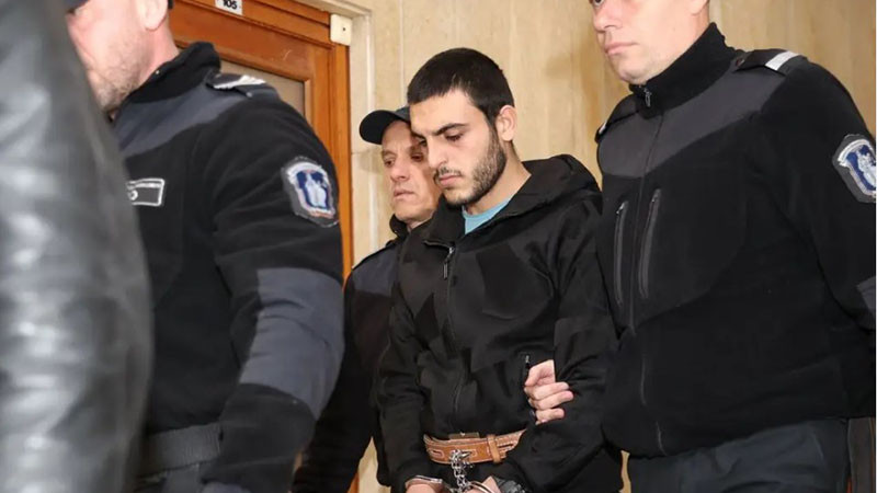 Доживотен затвор за шофьора на автобуса, причинил смъртта на двамата полицаи в Бургас