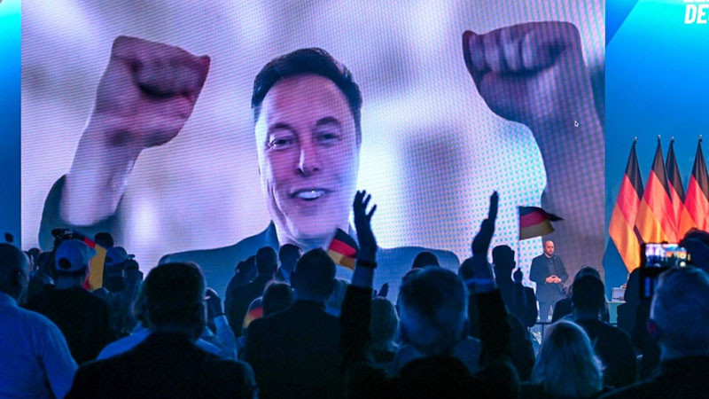 Илон Мъск поздрави АзГ за победата: Добра работа!