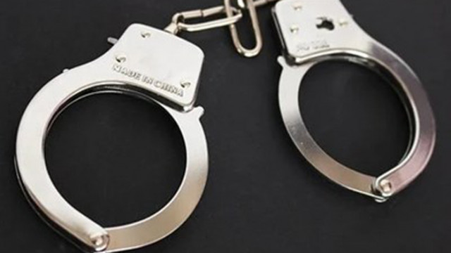 Задържаха 42-годишен, отглеждал канабис в Хисарско