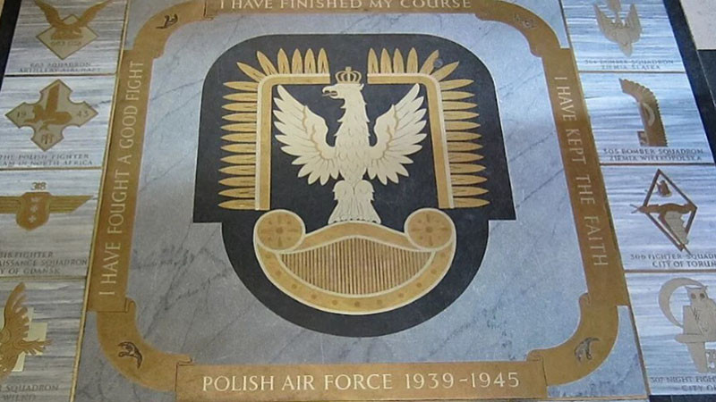 Полша активира ВВС и затвори летището в Люблин заради ракетни удари