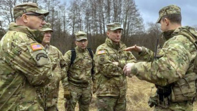 САЩ обсъждат намаляване на военното присъствие в Близкия изток