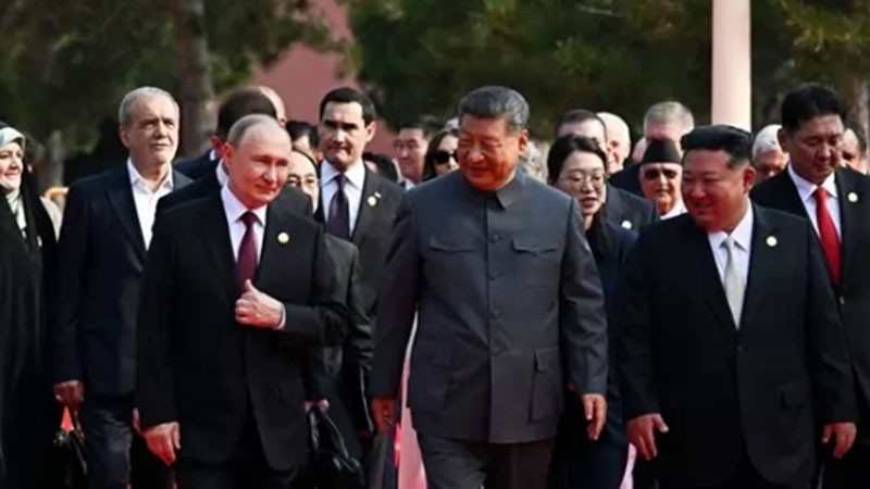Си Цзинпин и Путин поздравиха Ким Чен-ун по случай националния празник на Северна Корея