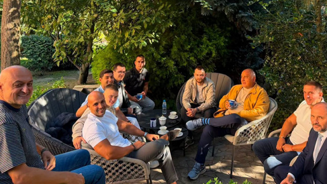След среща с Борисов младежи от ГЕРБ-Враца уверяват, че организацията им е стабилна
