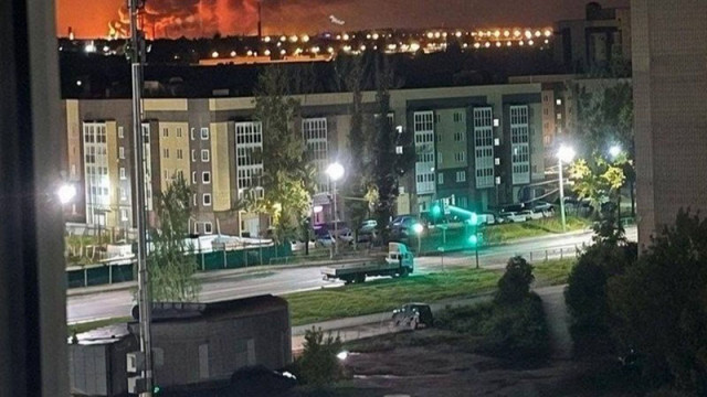 Киев атакува Москва за вота с ято от 350 дрона, рафинерията в Ярославъл спря работа