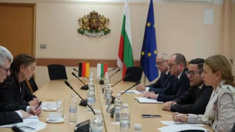 Пулев към немския посланик за сделката с "Райнметал": Германия е нашият №1 търговски партньор