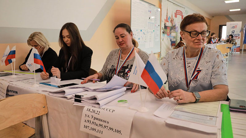 Хакери срещу вота в Москва: Русия съобщи за атаки срещу изборната система и опит за саботаж
