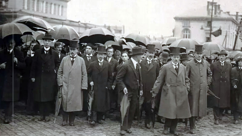 105 години от смъртта на Иван Вазов. Четири дни скръбна България се прощава със своя духовен водач