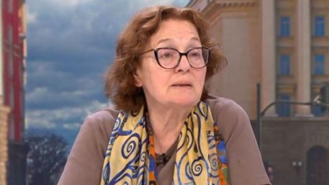 Проф. Коларова: Не съм сигурна, че Гюров има компетентността да дебатира с Йотова