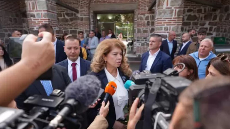 Йотова: Българската позиция бе ясно изразена в моята реч пред 189 държави - преговори за мир!