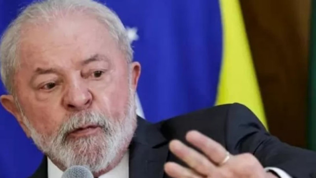 Бразилия гласува на общи избори с оспорвана президентска надпревара