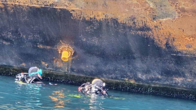 Водолази обследваха танкера "Кайрос", няма теч на горива и смазочни материали
