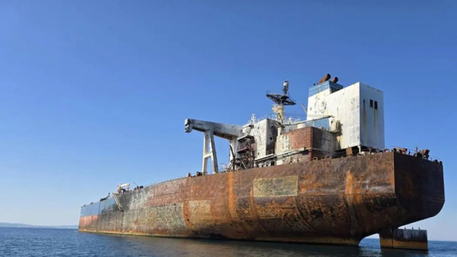Няма замърсяване на водата по българското крайбрежие след атаката с дронове в Черно море