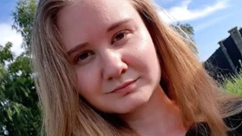 Майката на починалата лаборантка в Сибир: "Няма счупена епруветка, оставиха дъщеря ми да умре"