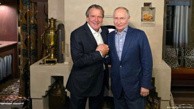 Путин прие Герхард Шрьодер в Москва за рождения си ден