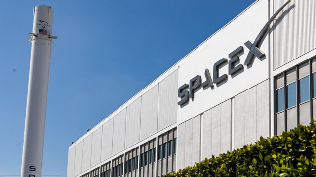 SpaceX се готви да стане голям мобилен оператор в САЩ