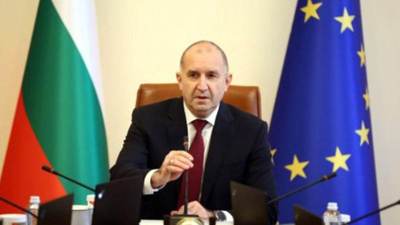 Четвърти ударен кораб в Черно море! Радев: Недопустимо! Днес ще извикам посланик Митрофанова