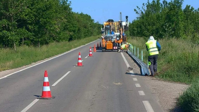 Служители на АПИ излизат на протест