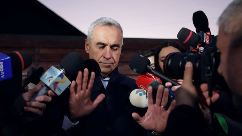 Обрат в Румъния: Съдът отказа да пусне Калин Джорджеску под домашен арест