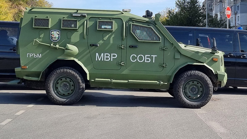 Вдигнаха на крак СОБТ заради паднал дрон край Сливница. Оказа се, че не е боен